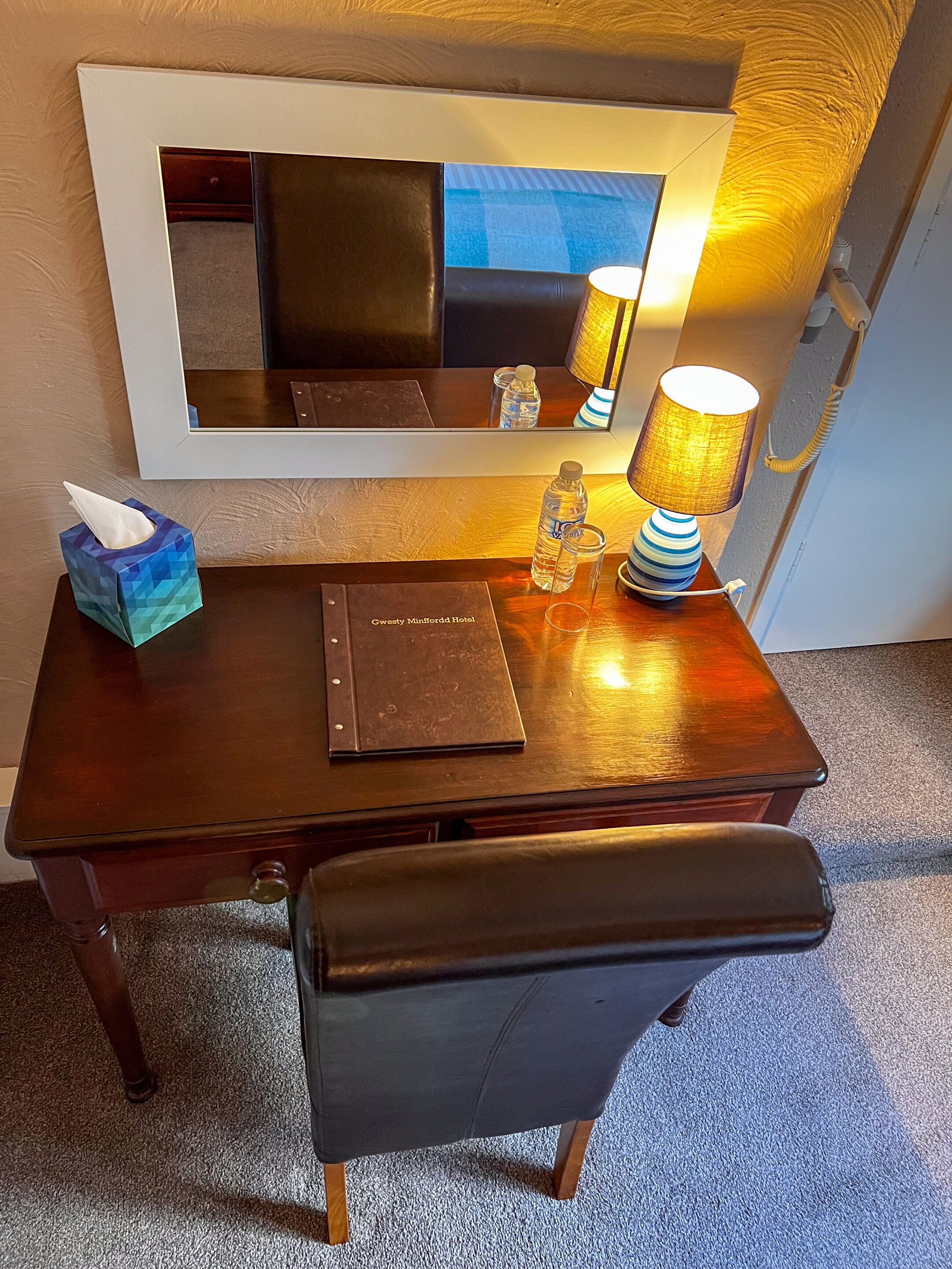 comfort double room, ensuite (small double 1 person)