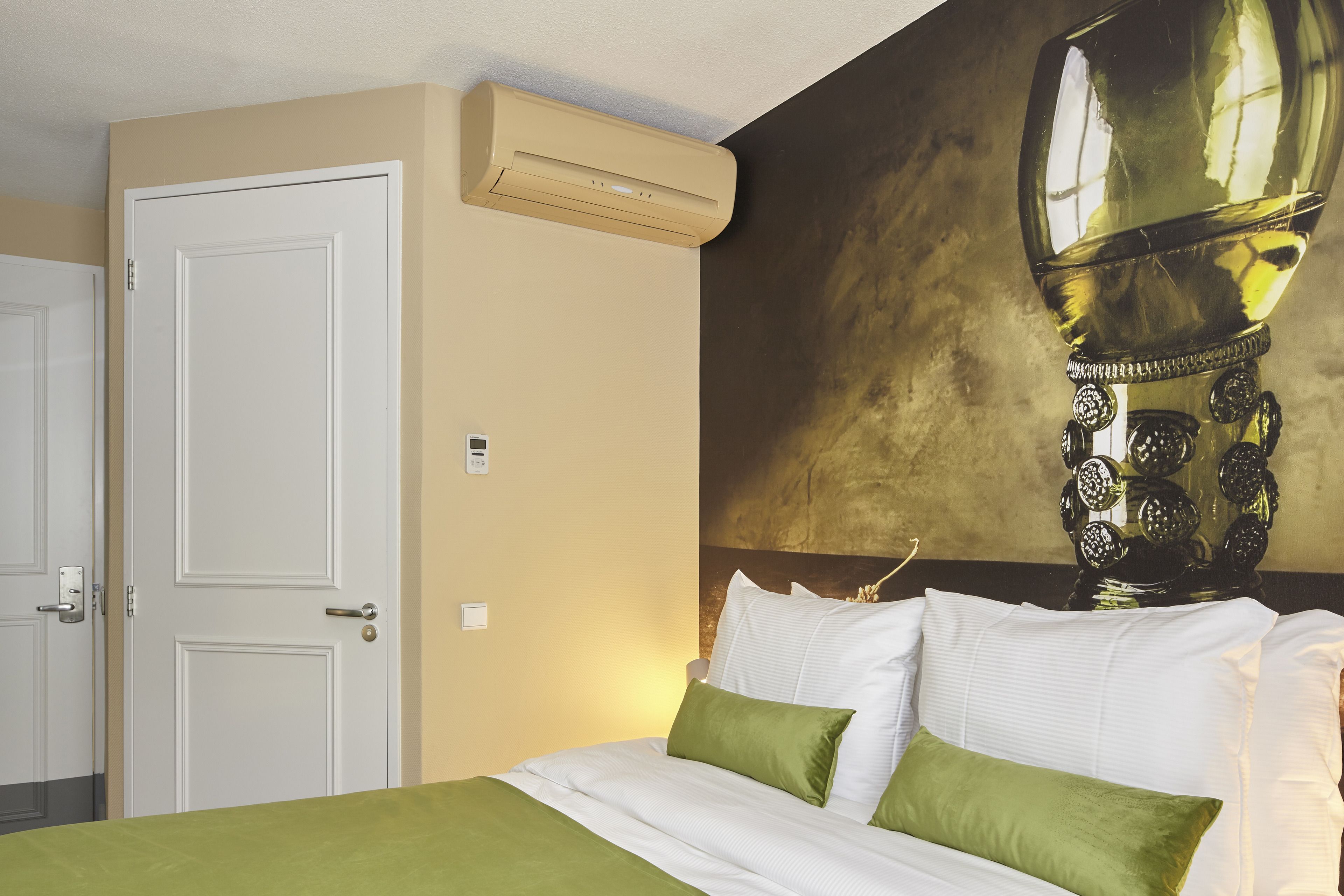 standard double room, balcony | premium bedding, pillow-top beds, free minibar items, in-room safe