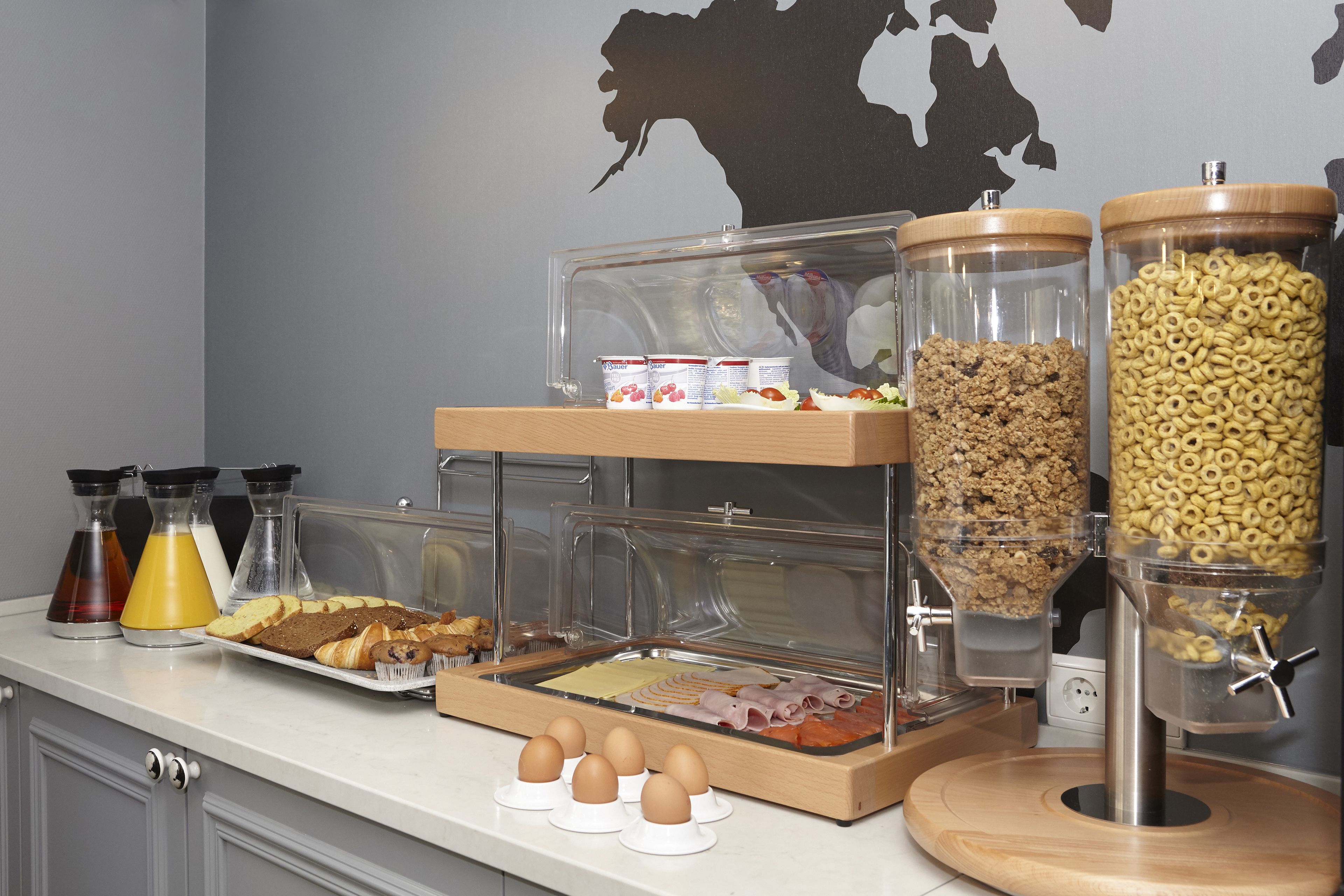 daily buffet breakfast (eur 19.50 per person)