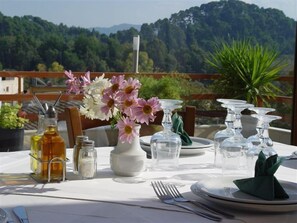 Se sirven desayunos, almuerzos y cenas