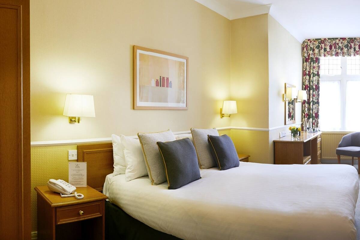 Classic Double Room, Ensuite