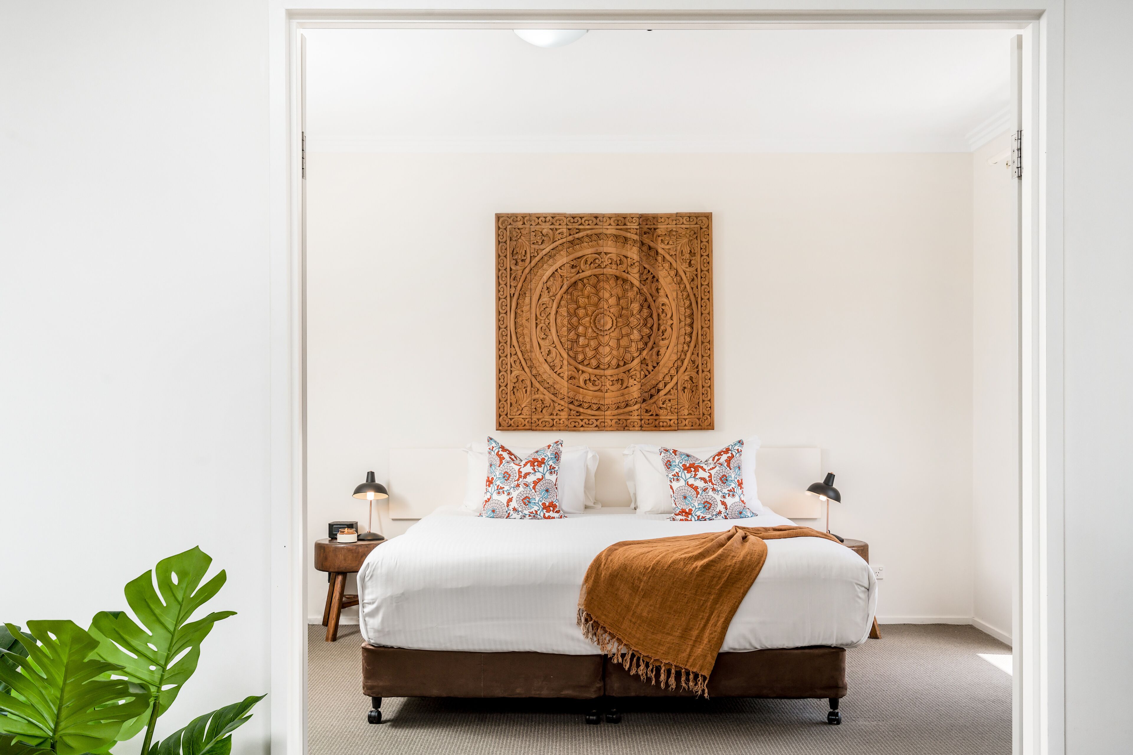 one bedroom deluxe apartment | minibar, in-room safe, desk, blackout curtains