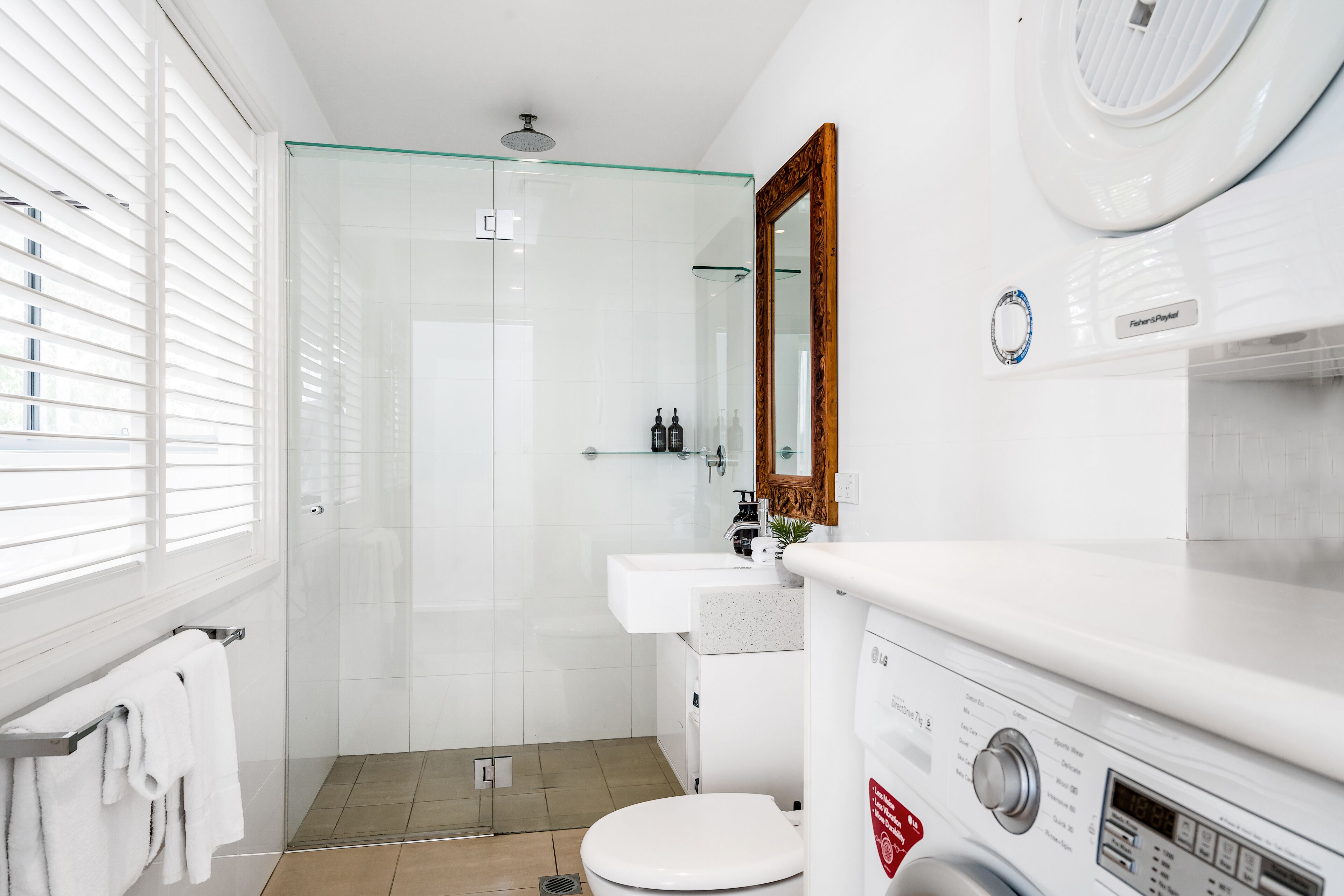 one bedroom apartment | bathroom | free toiletries, hair dryer, towels, soap