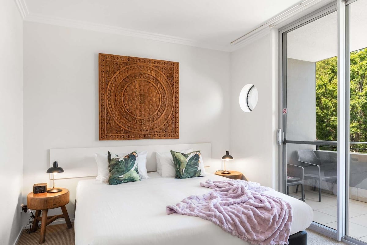 Departamento Deluxe, 2 habitaciones | Minibar, caja de seguridad en la habitación y escritorio