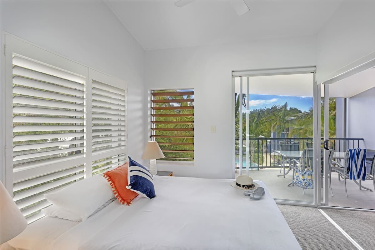 Apartment, 2 Bedrooms, Garden View | 1 bedroom, individually decorated, individually furnished