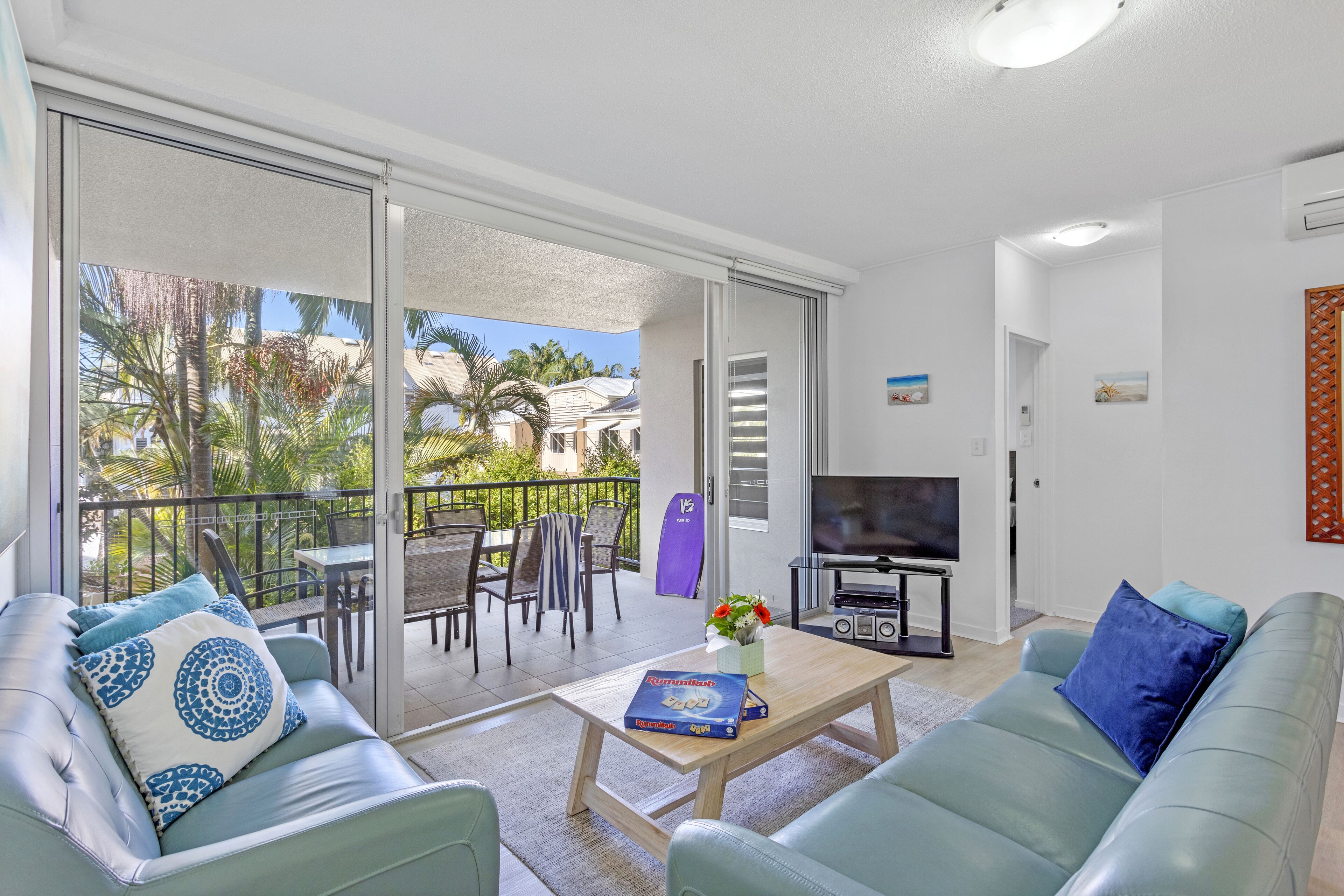 50-英寸电视（配备数码频道）