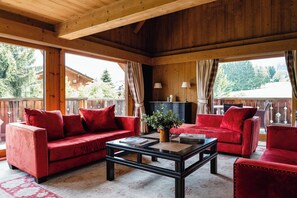 Ambroise Chalet - 3 bedrooms | Minibar, in-room safe, individually furnished, soundproofing - L'Alpaga, a Beaumier hotel (Megeve)