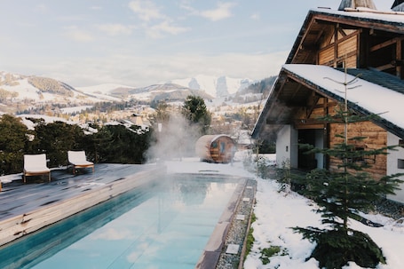 Sauna, steam room, body treatments, 2 treatment rooms