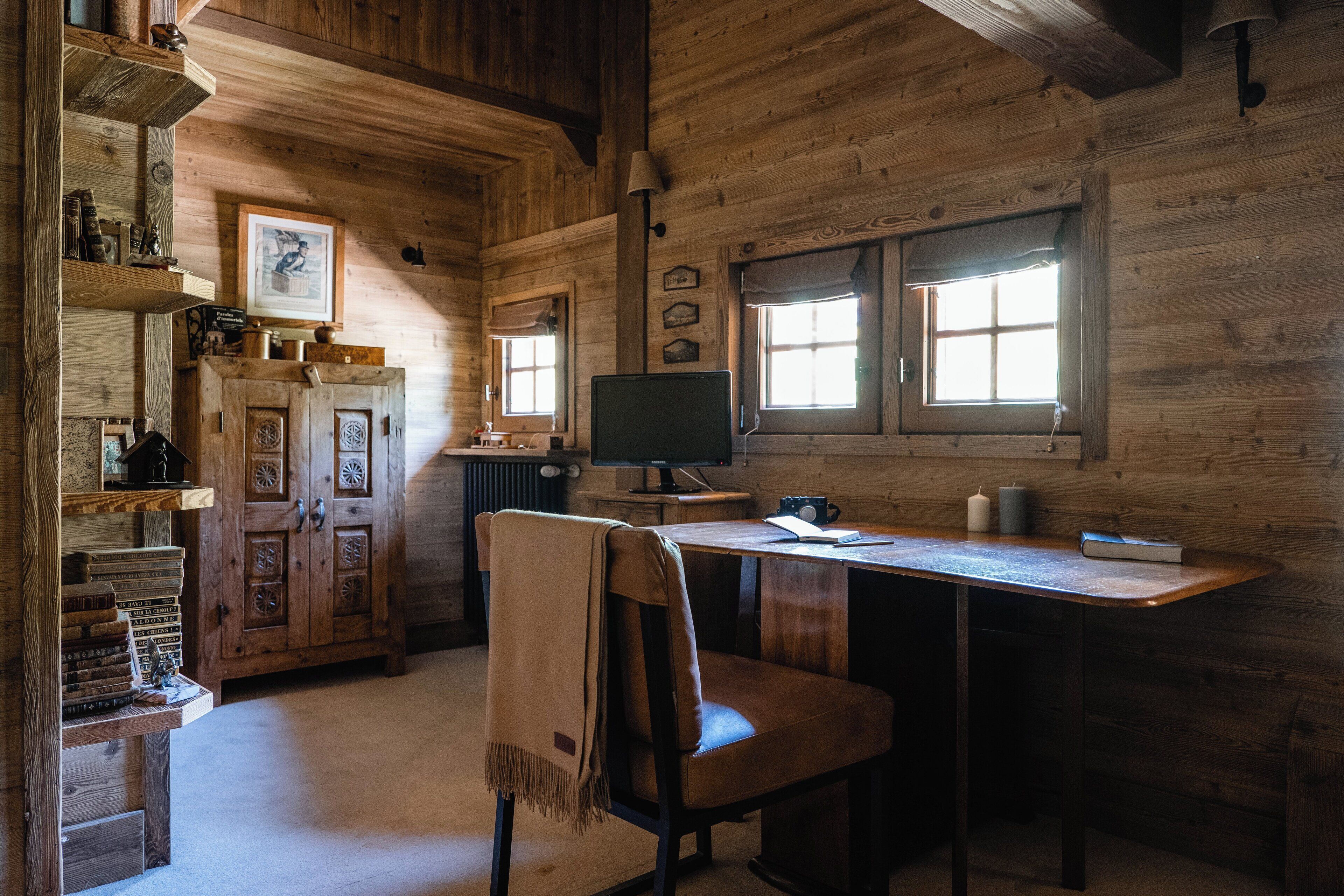 5 bedrooms, minibar, in-room safe, individually furnished