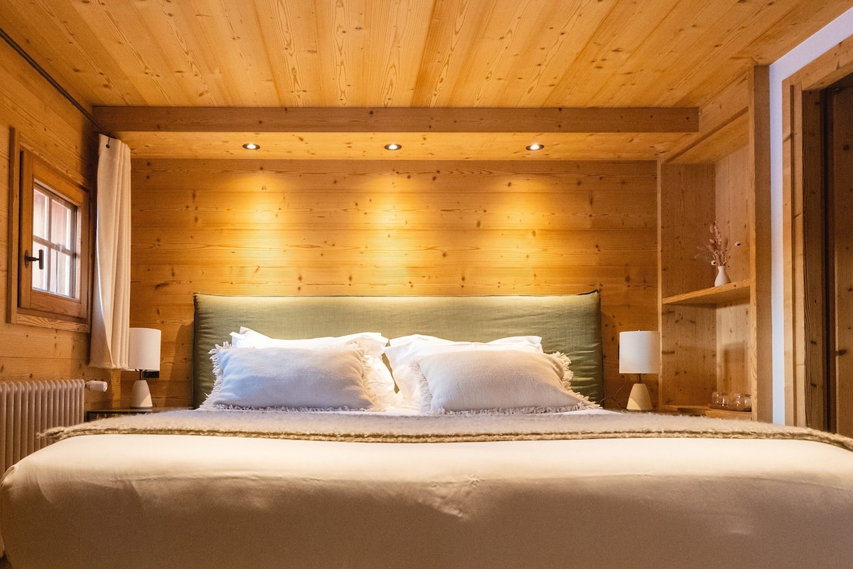 Suite Prestige, 2 chambres | 5 bedrooms, minibar, in-room safe, individually furnished