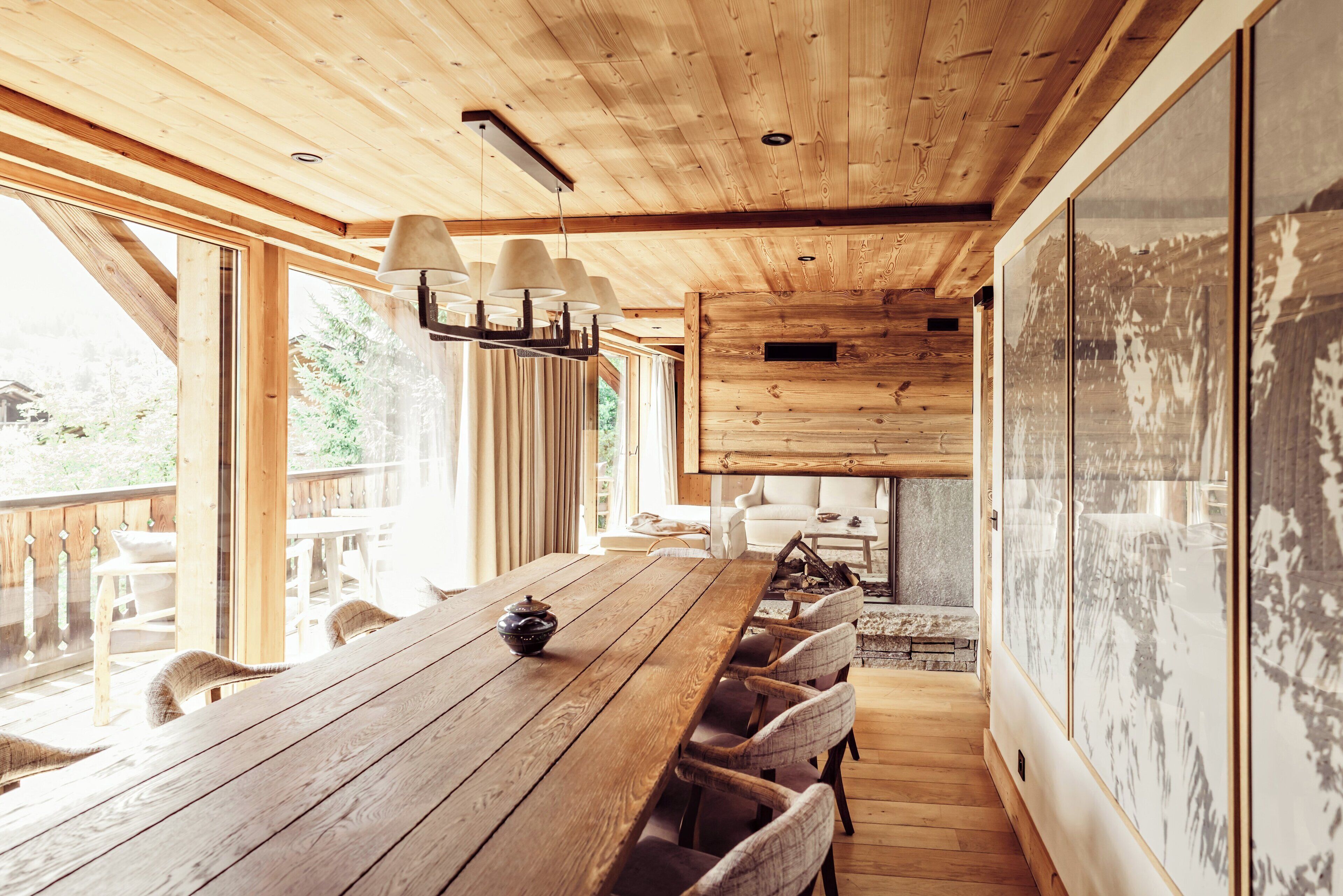 5 bedrooms, minibar, in-room safe, individually furnished