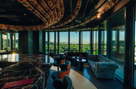 Bar (on property). Radisson Blu Hotel, Cluj