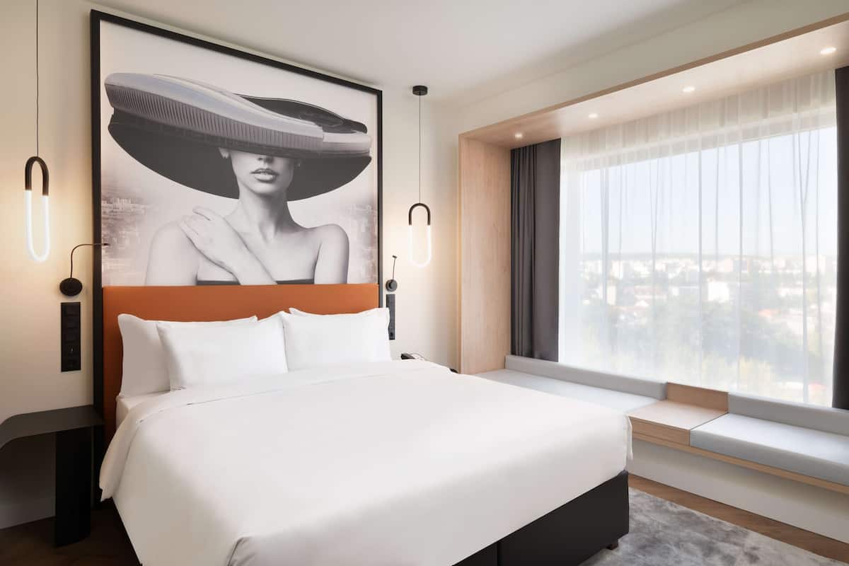 Minibar, in-room safe, desk, laptop workspace