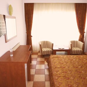 Room - Orfeu (Constanta)
