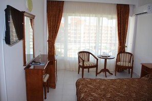 Room - Orfeu (Constanta)