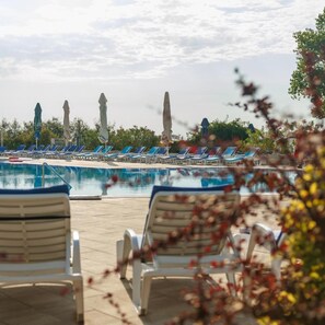 صورة غير مصنفة، 3 من 45، زرّ