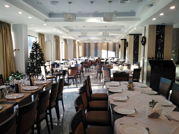 Restaurant - Sarmis (Deva)