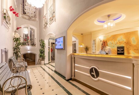 Hotel Amira Istanbul - Image 11