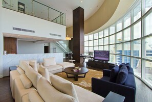 3-Bedroom Family Residential Suite | Living room