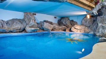 Indoor pool, seasonal outdoor pool, pool umbrellas, sun loungers