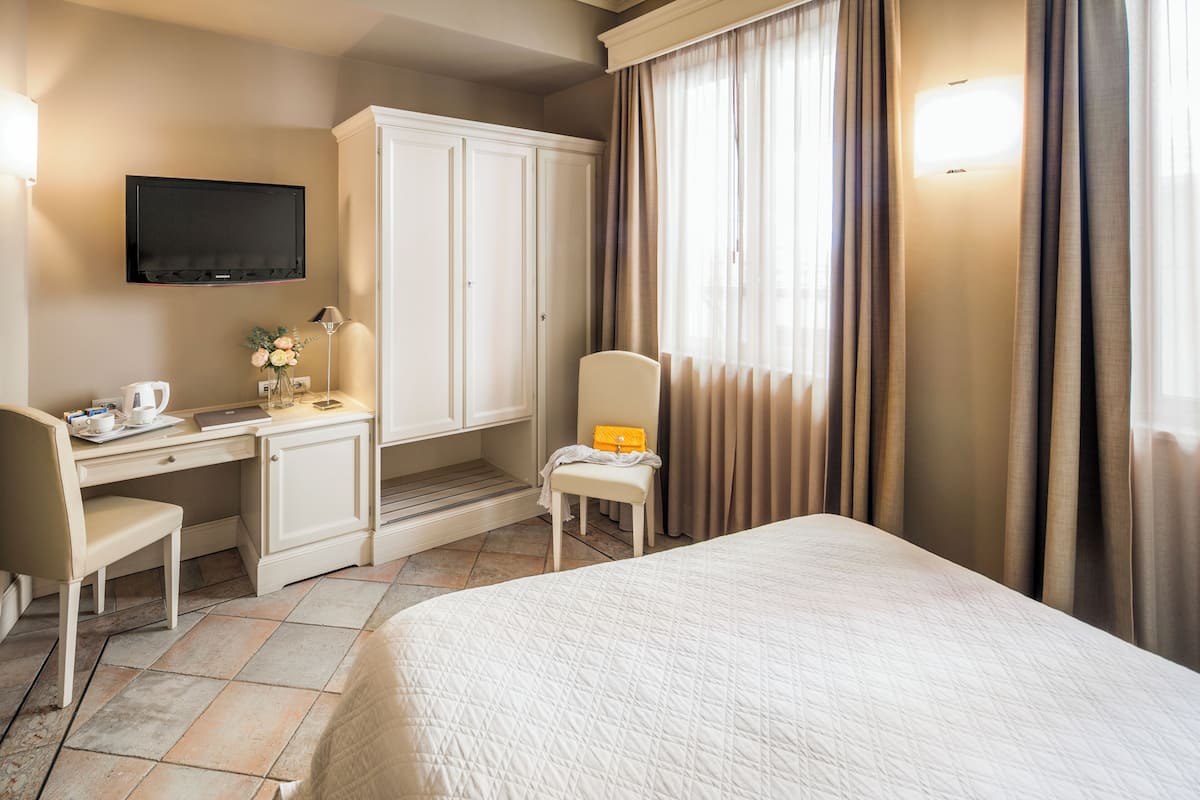 1 chambre, matelas Select Comfort, minibar
