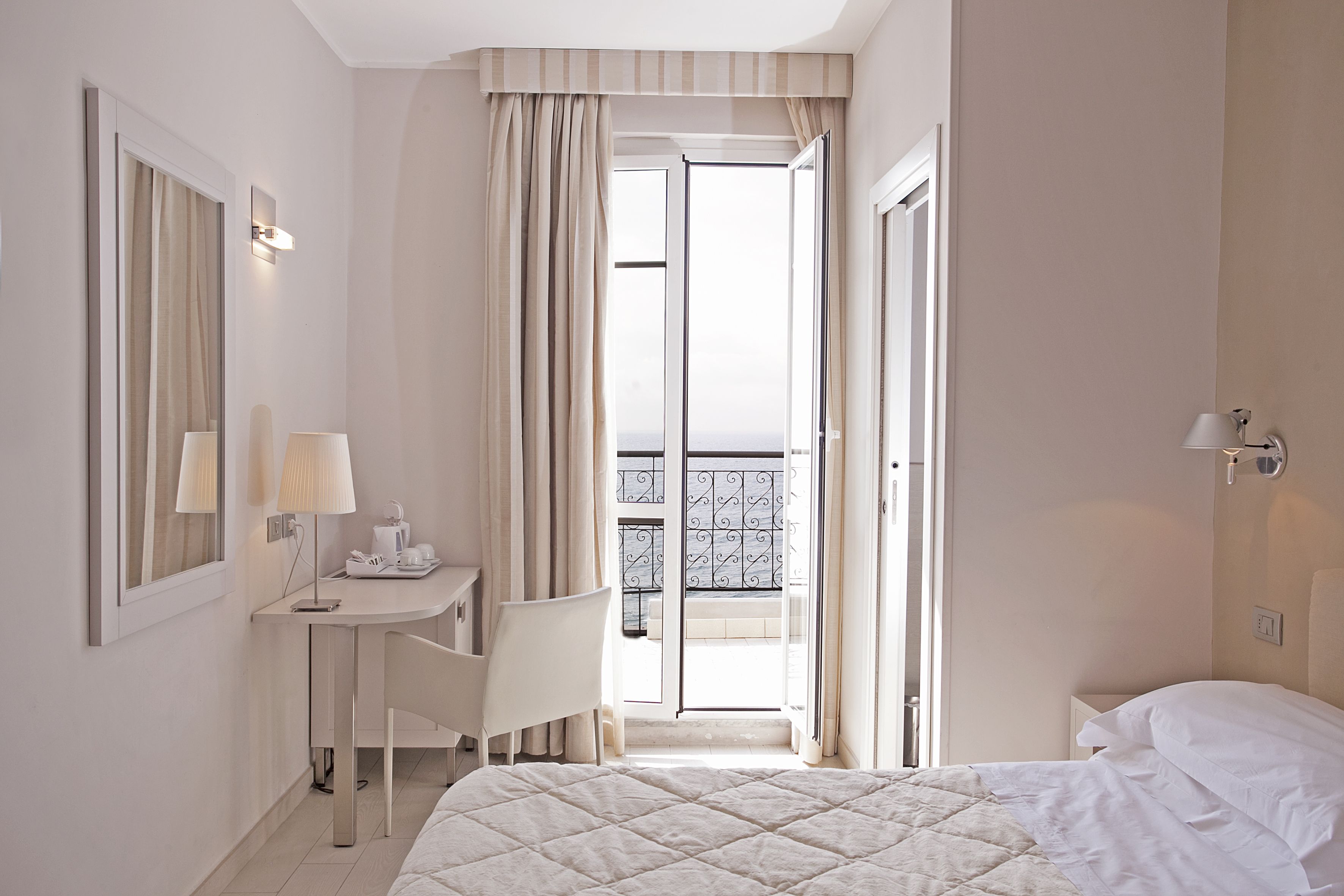 penthouse, terrace, sea view (annex building) | 1 bedroom, select comfort beds, minibar, in-room safe