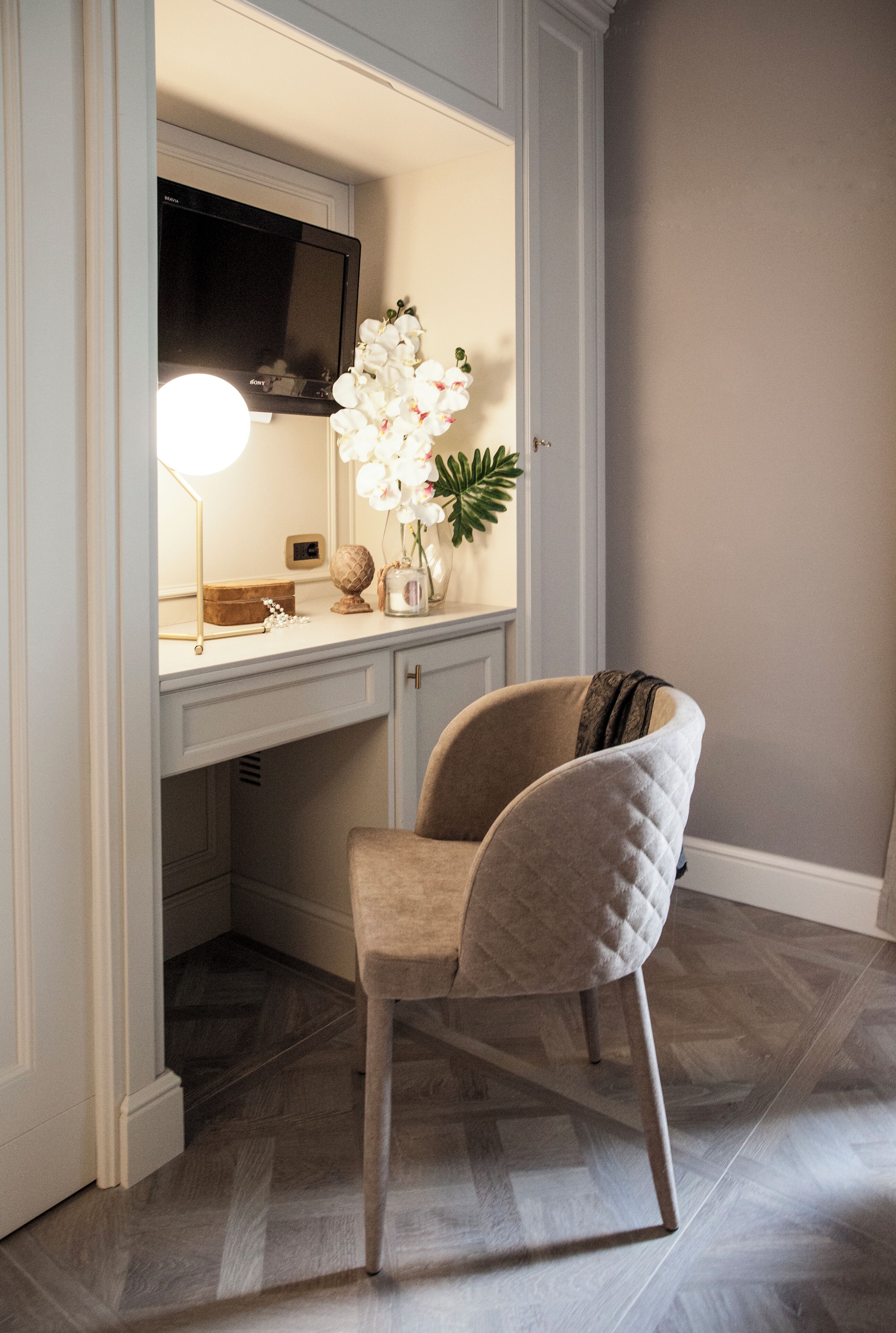 double room, city view | 1 bedroom, select comfort beds, minibar, in-room safe