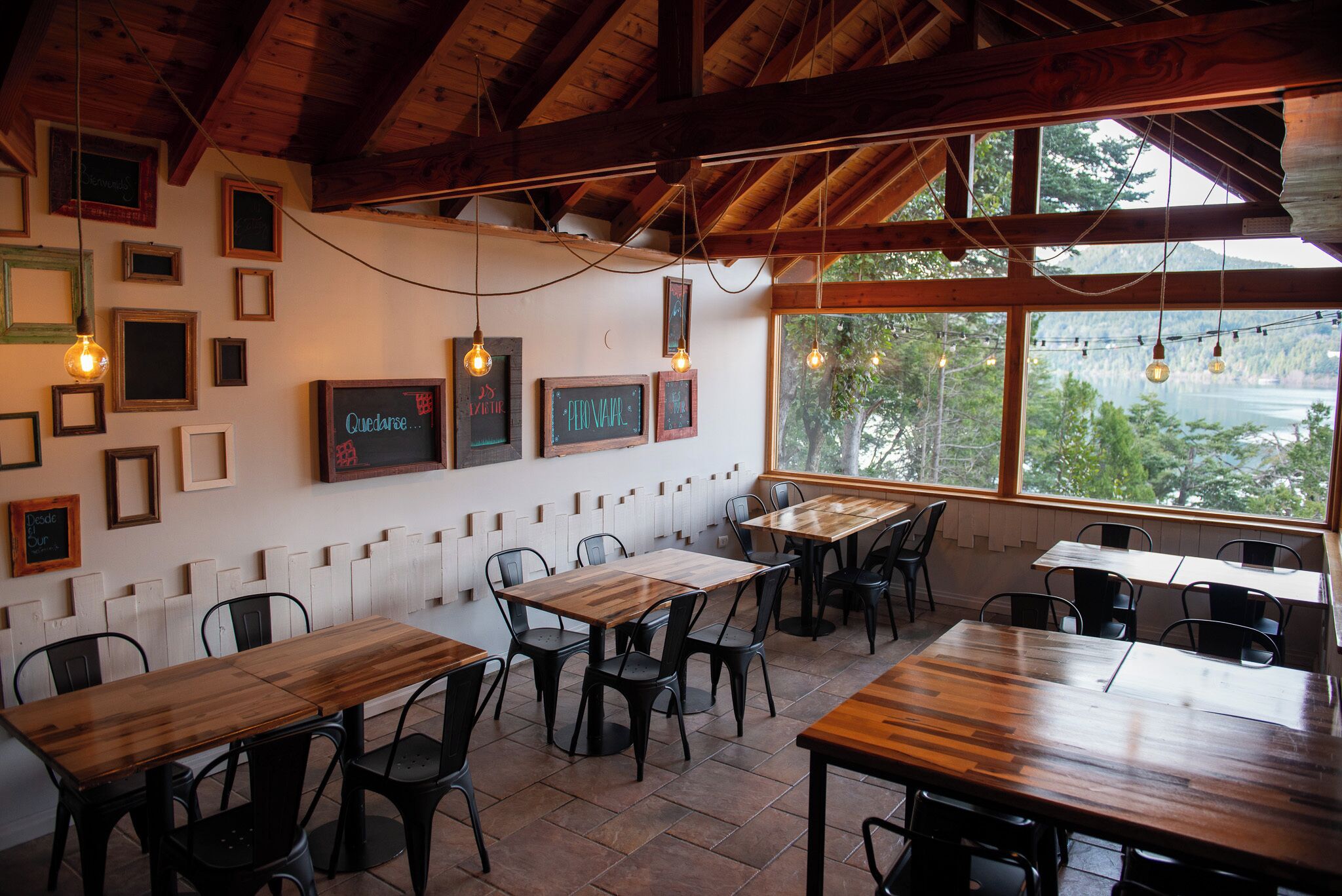 Foto - Peninsula Petit