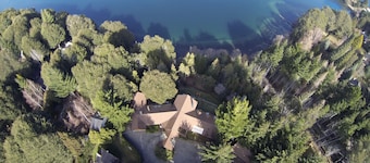 Peninsula Petit Hotel