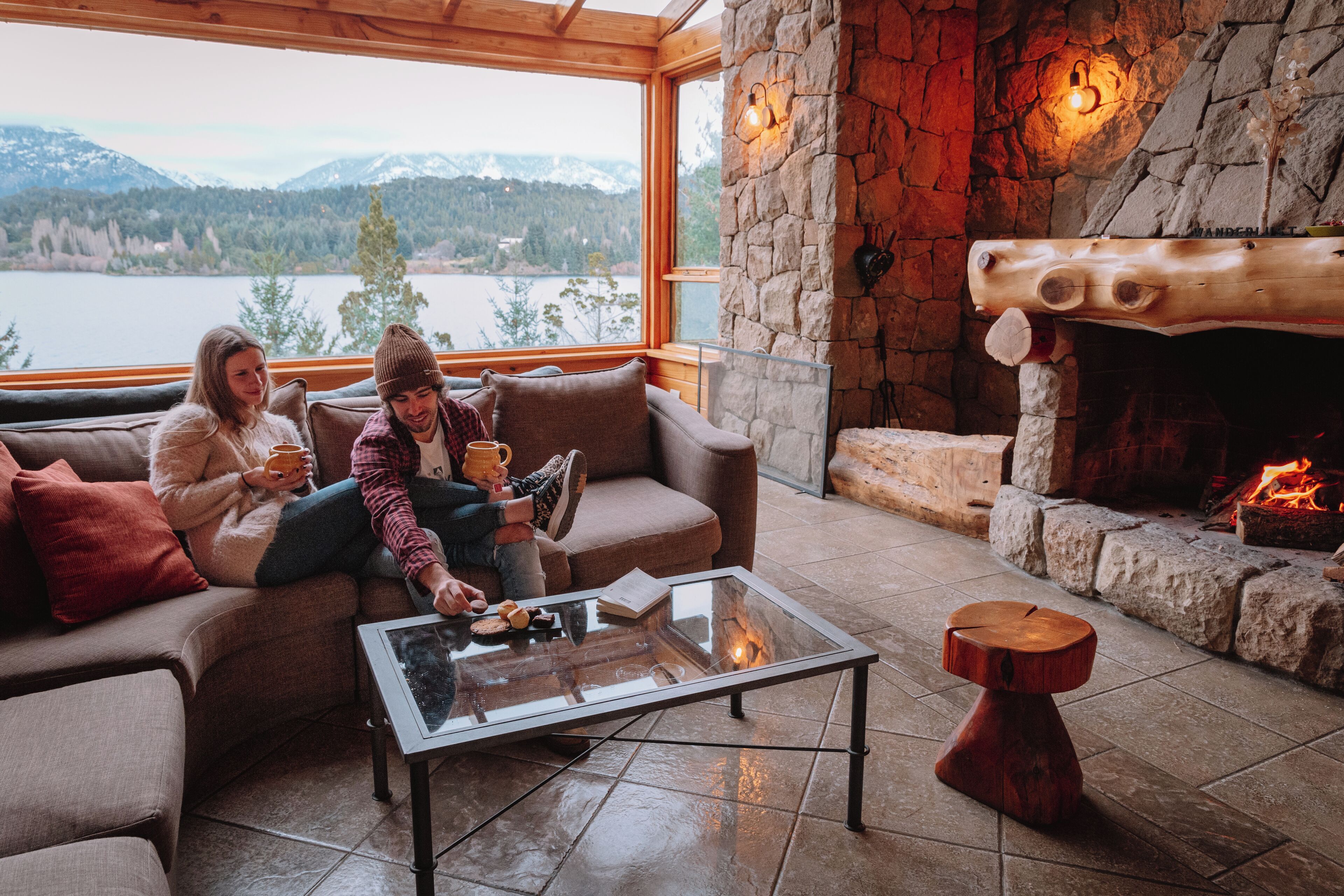 32-inch tv with cable channels