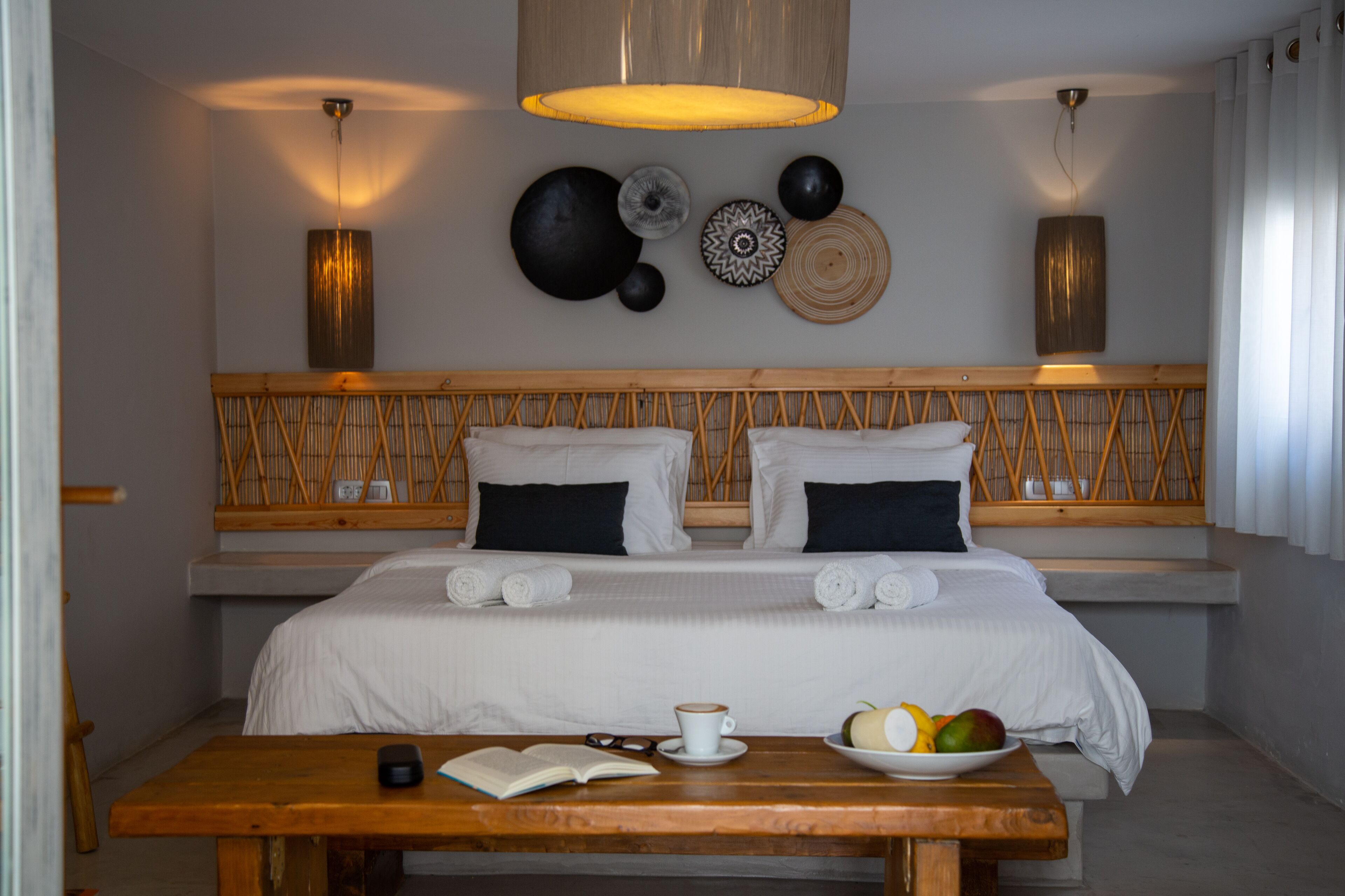 suite (private outdoor hot tub) | egyptian cotton sheets, premium bedding, down duvets, pillow-top beds