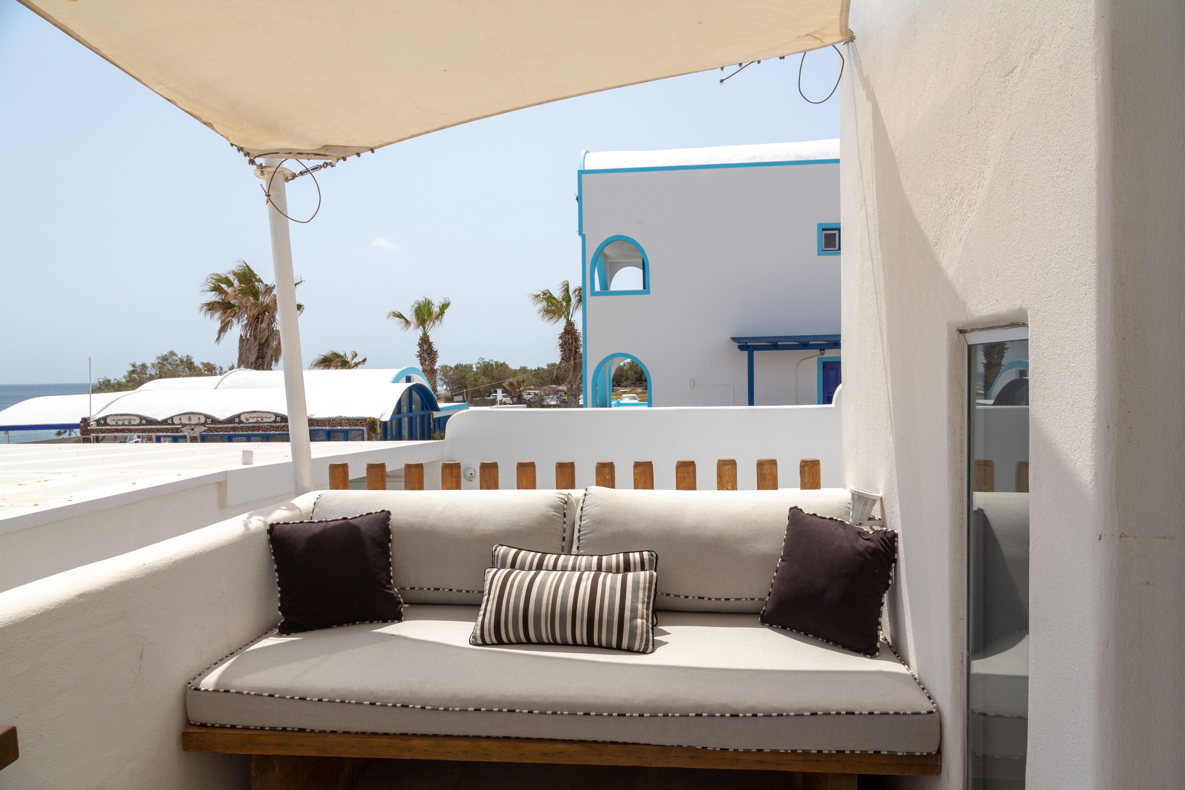 suite, balcony, sea view (glykeria) | balcony