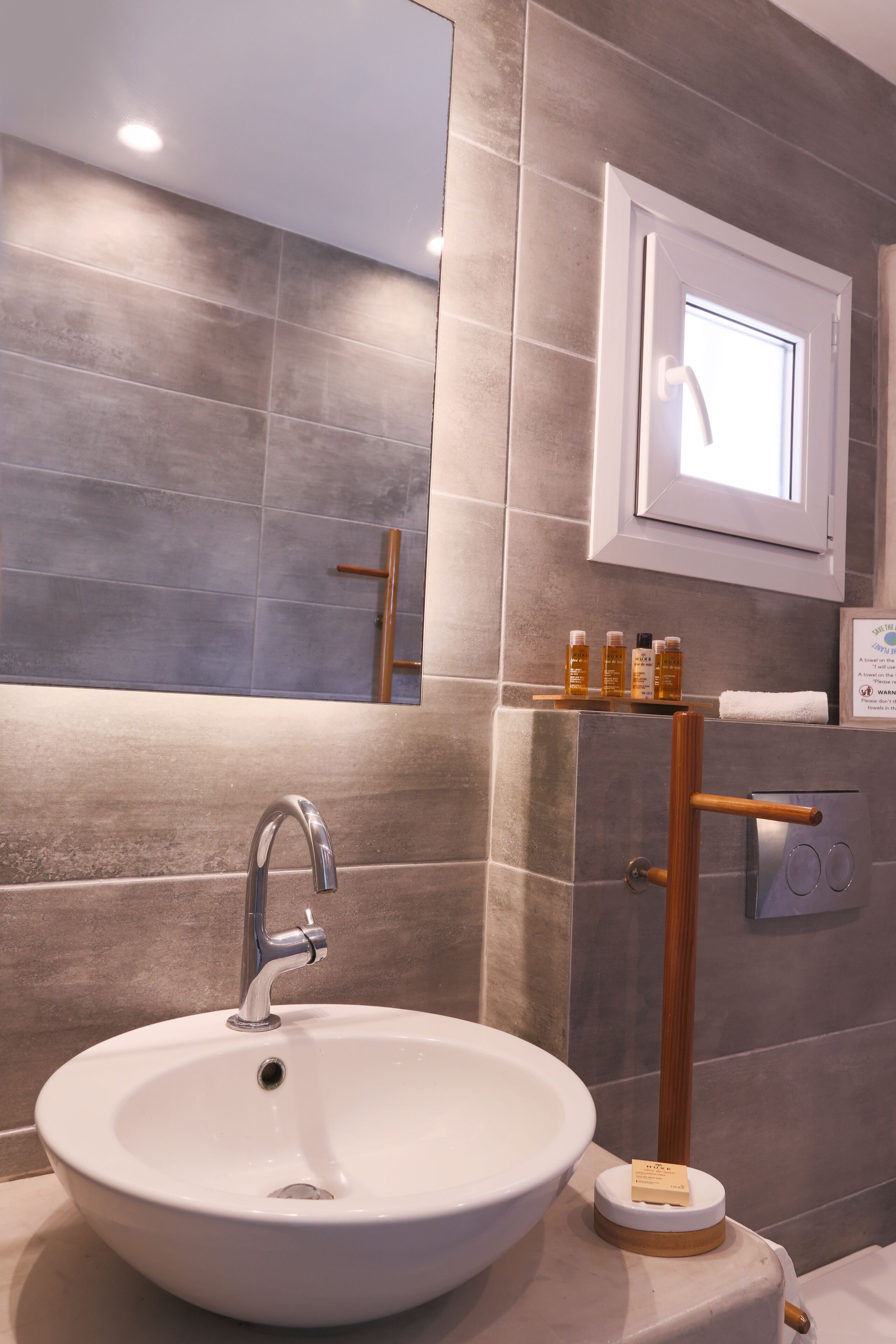 suite, balcony, sea view (glykeria) | bathroom | shower, designer toiletries, hair dryer, bathrobes