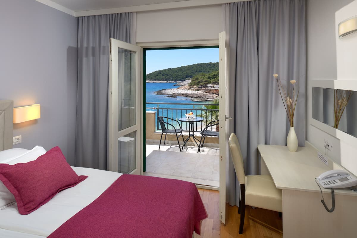 suite, balcony (sea view) | balcony view