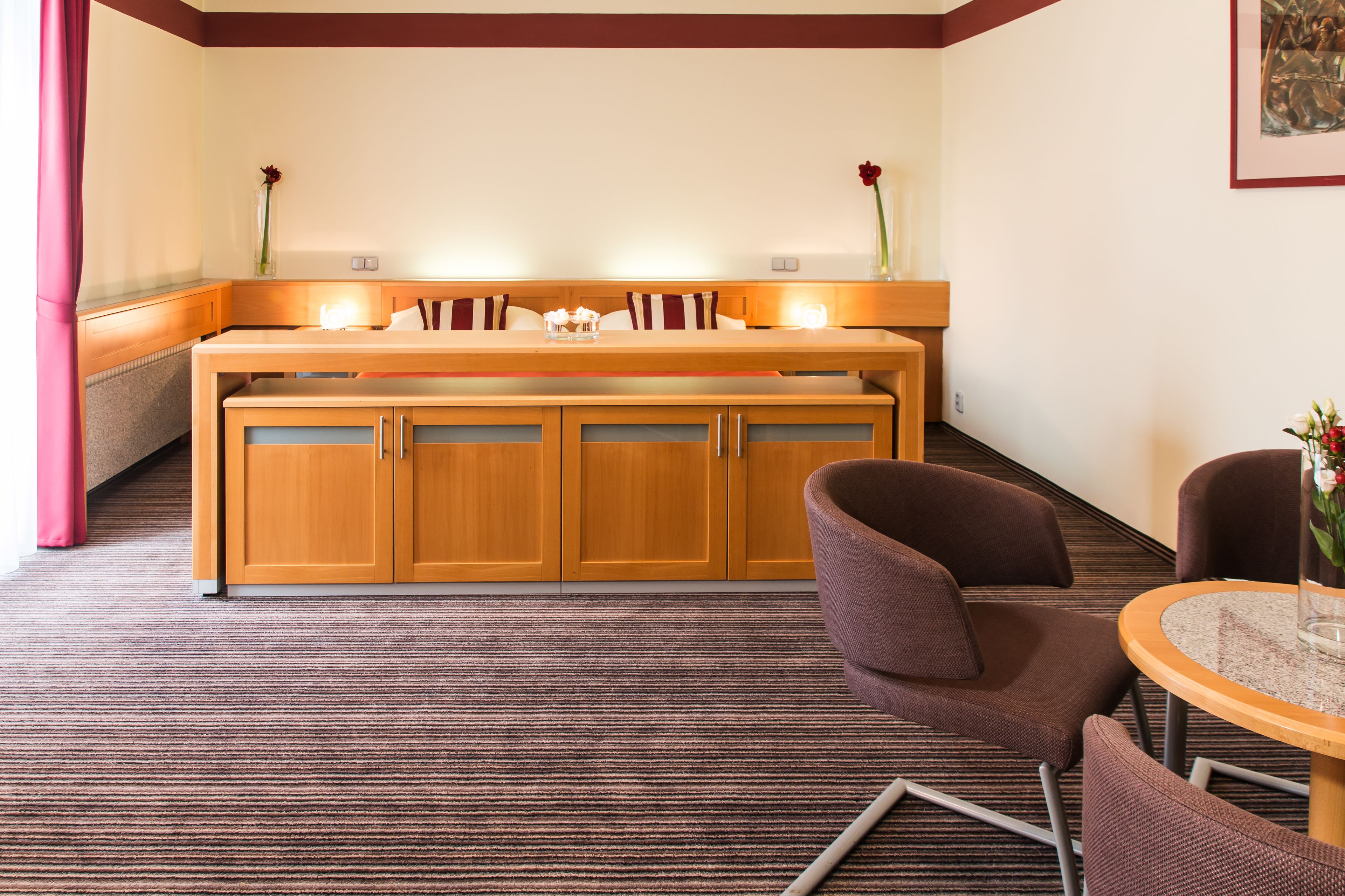 business suite, 1 king bed | view from room