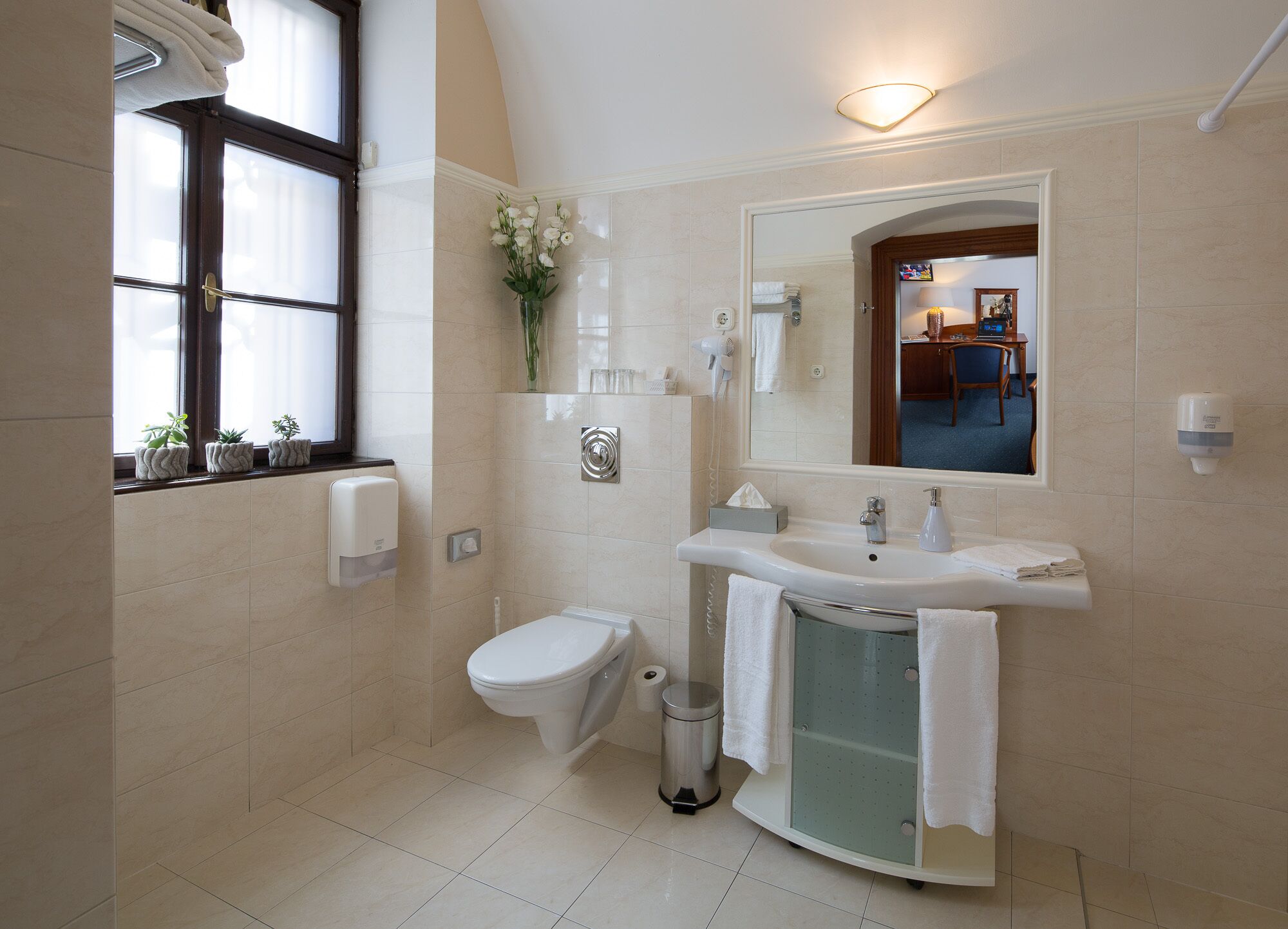 superior double room | bathroom | free toiletries, hair dryer, towels