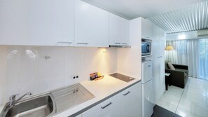 Coffres-forts dans les chambres, bureau