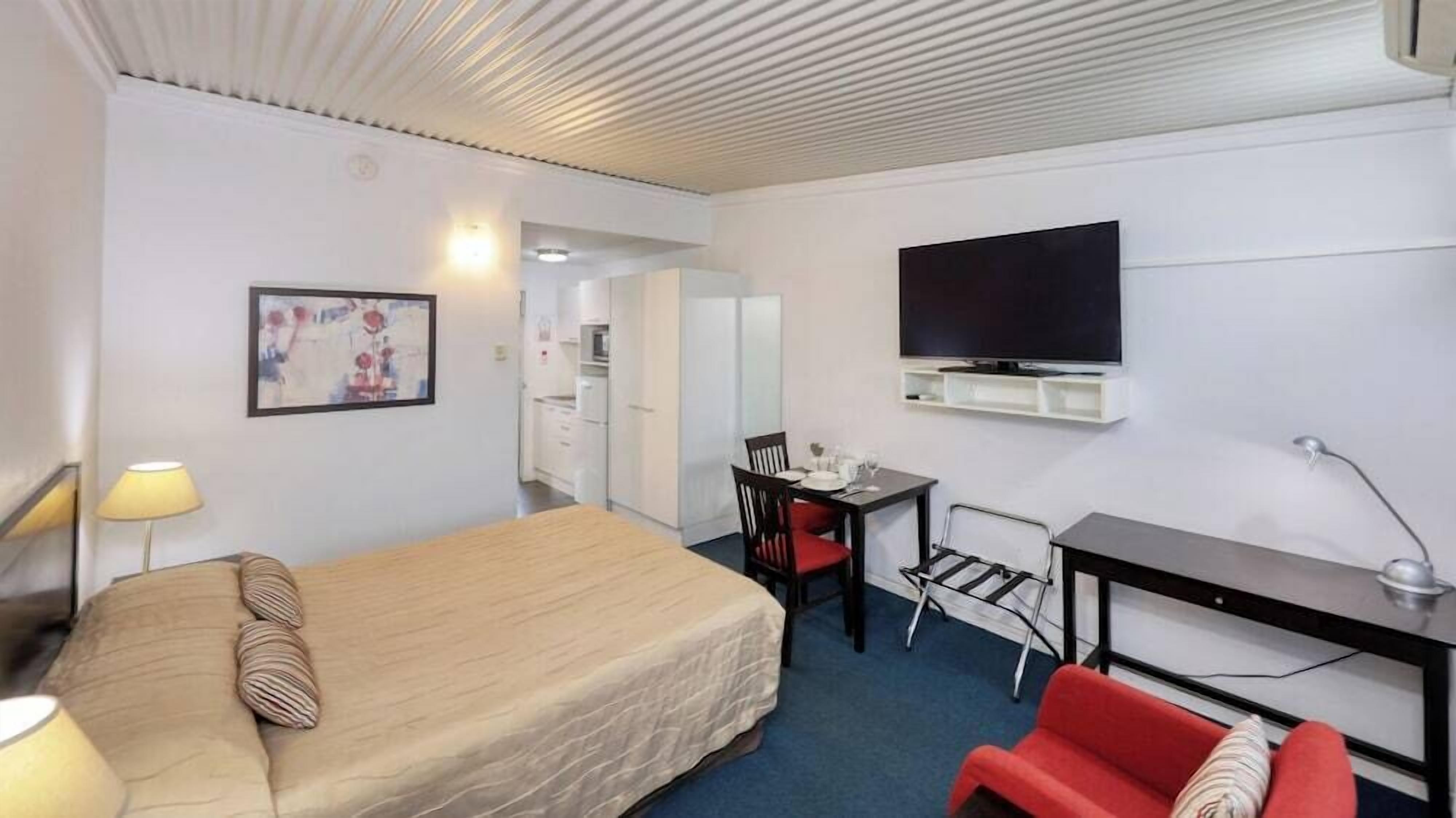 Coffres-forts dans les chambres, bureau
