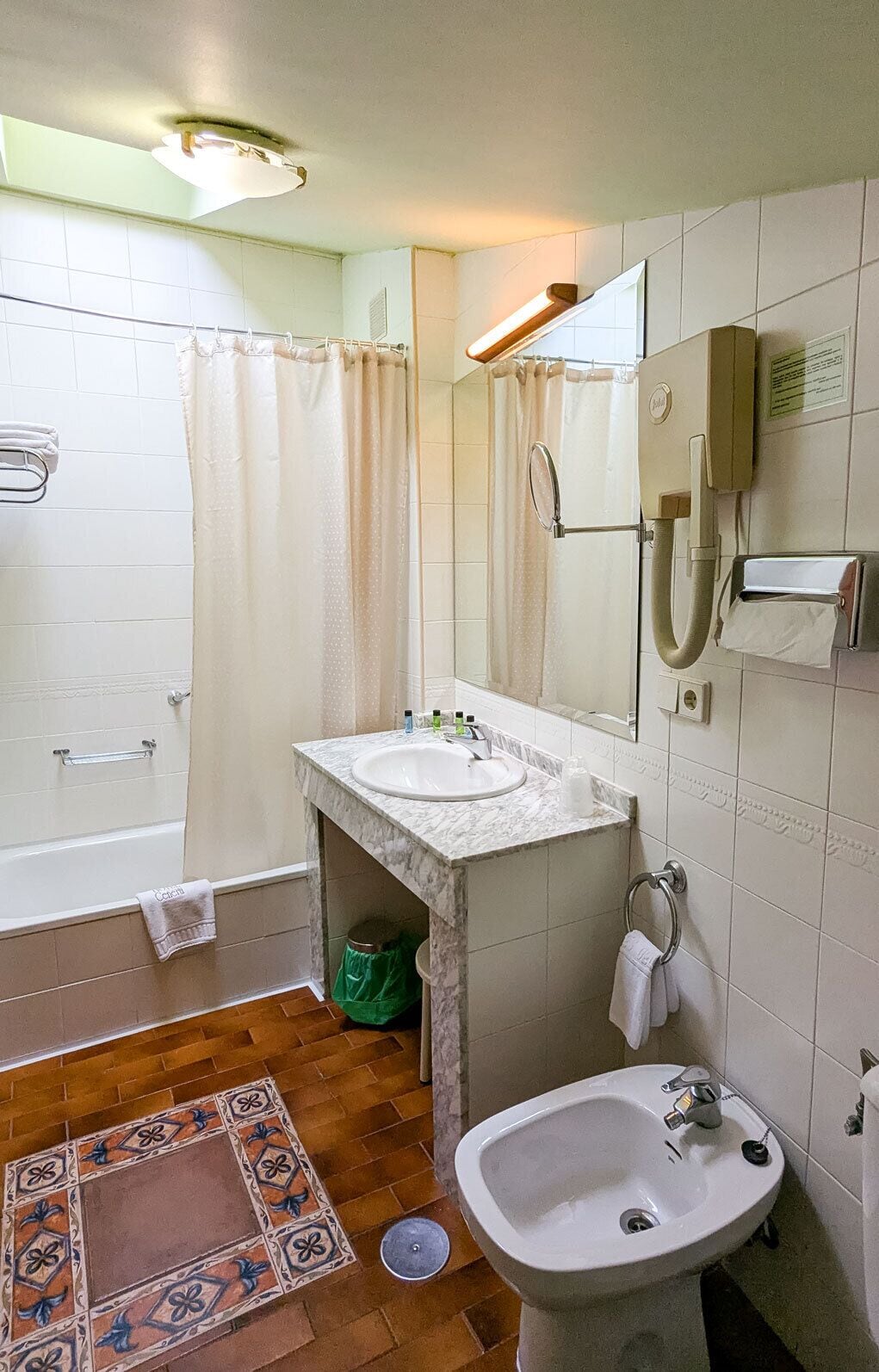 Photo - Alojamientos Cenera