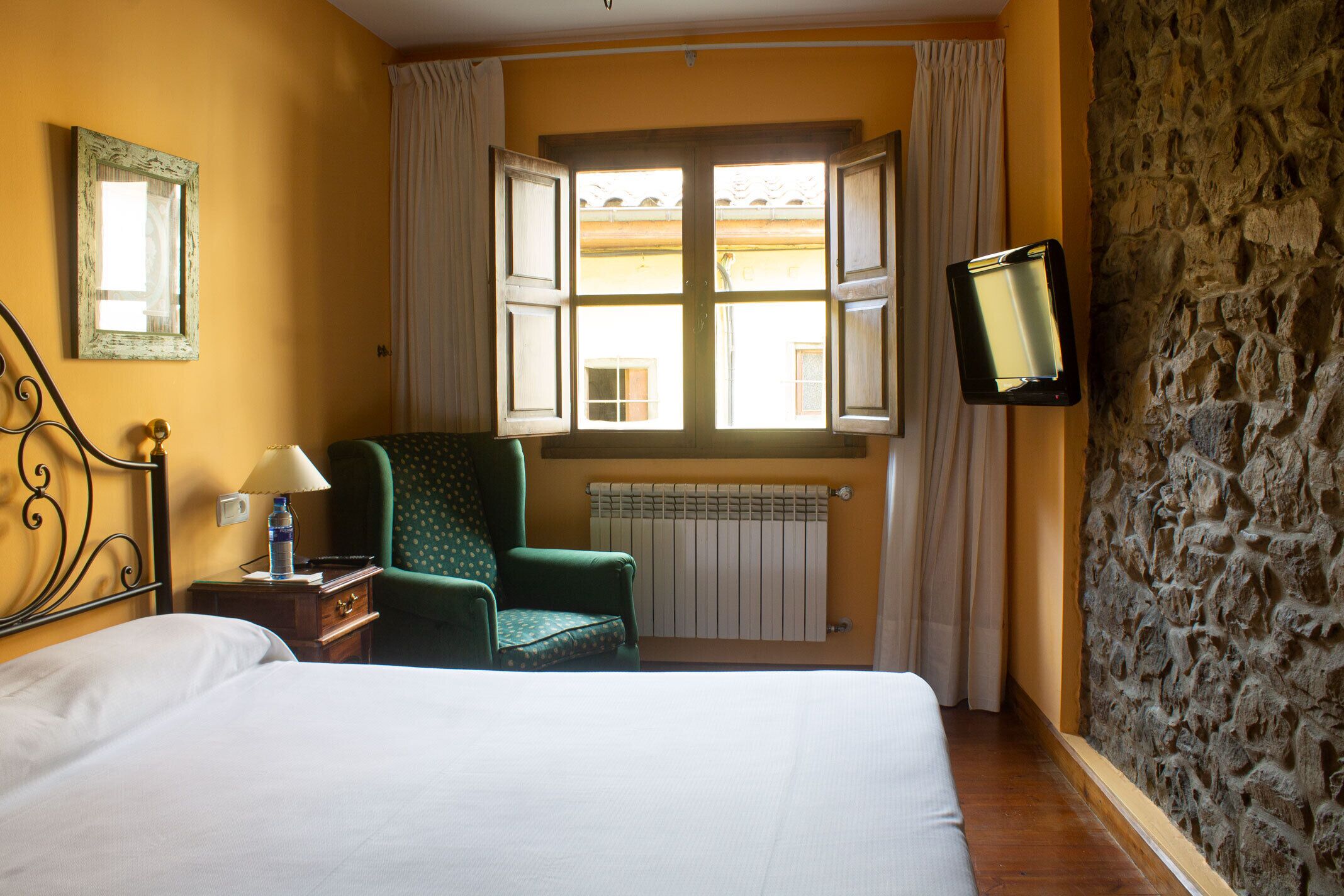 Photo - Alojamientos Cenera