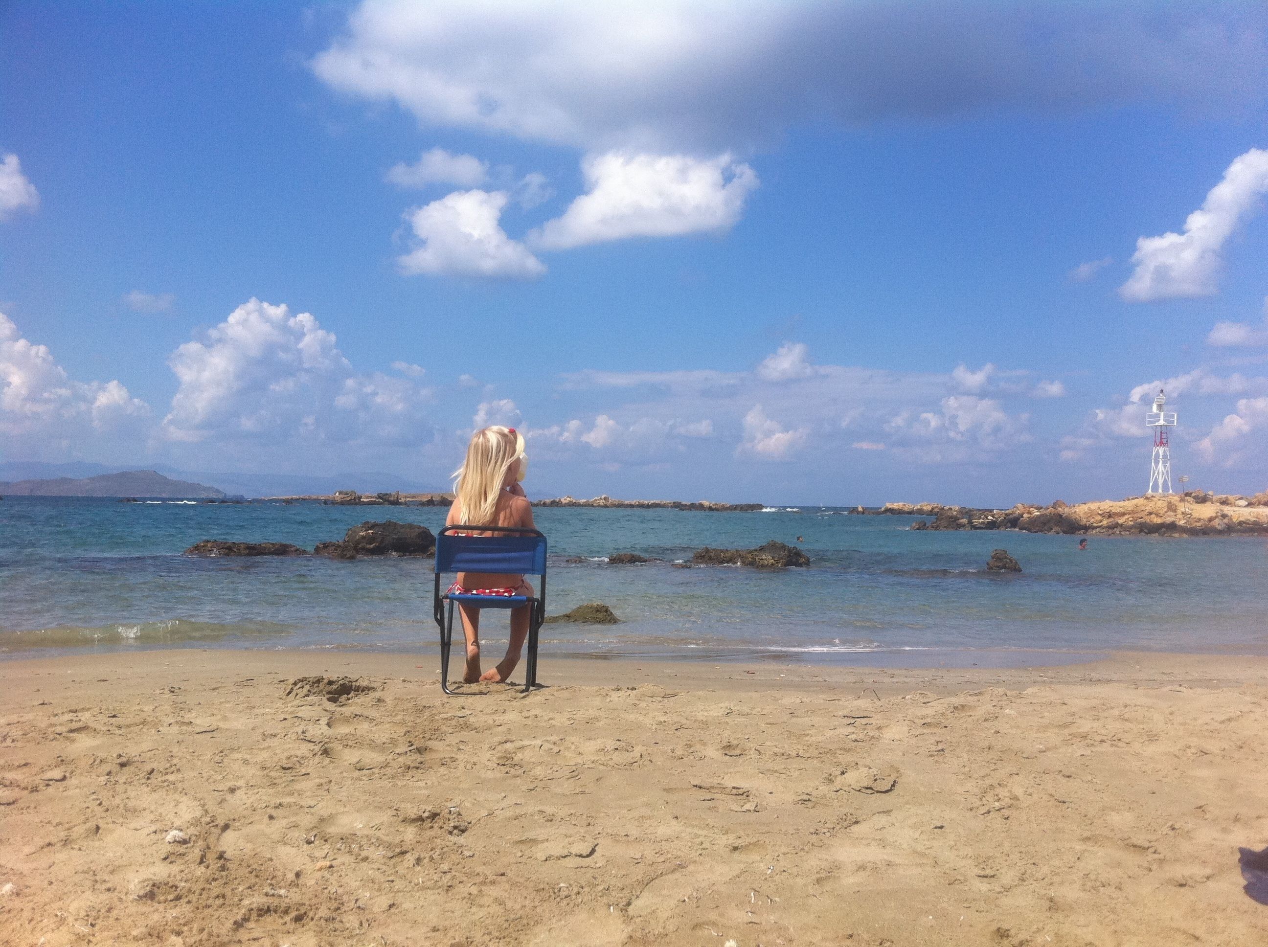 Beach nearby, sun-loungers, beach umbrellas