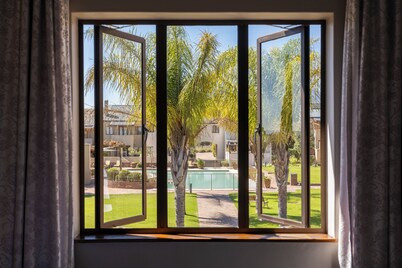 Devonvale Golf & Wine Estate