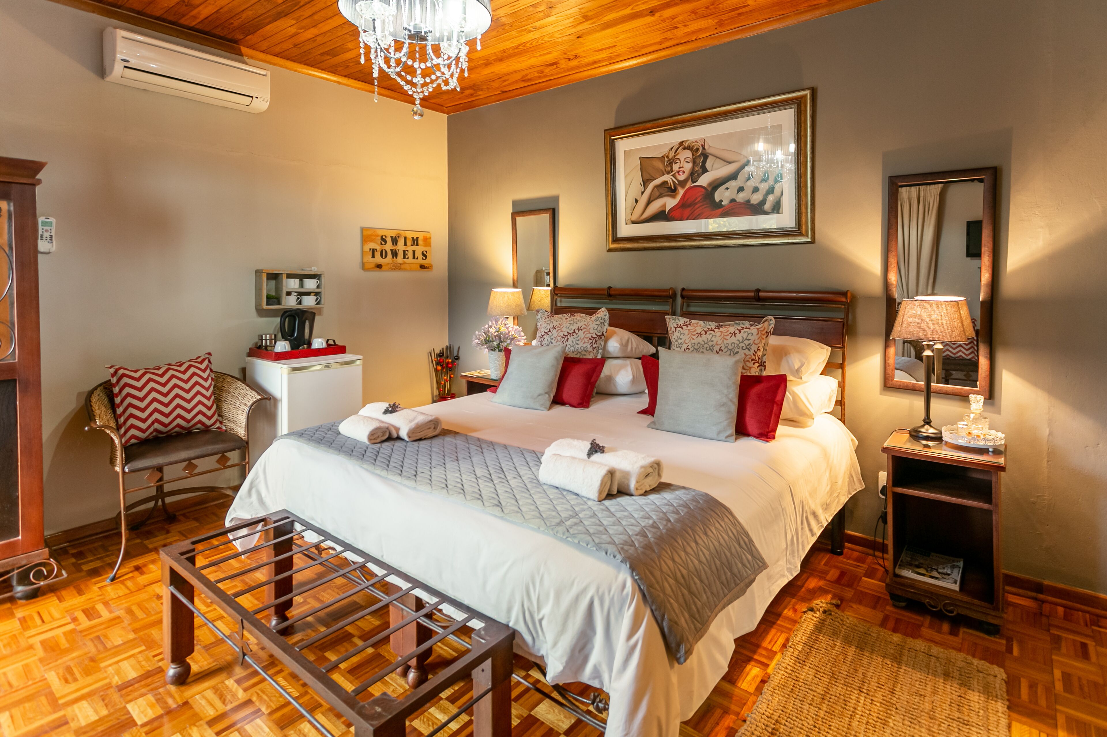 Habitación Deluxe (4) | Wifi gratis y ropa de cama