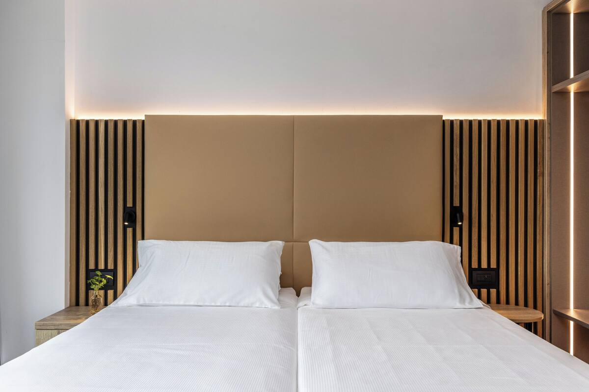Coffres-forts dans les chambres, bureau, rideaux occultants