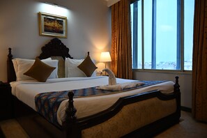 Suite, Accessible, City View