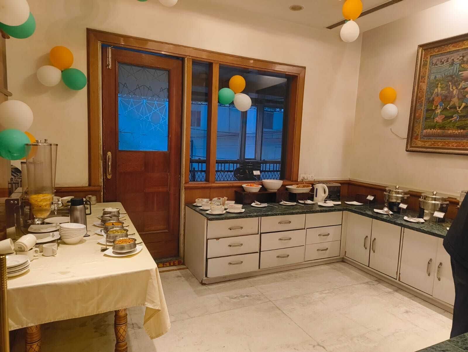 Daily buffet breakfast (INR 399 per person)