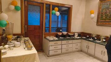 Daily buffet breakfast (INR 399 per person)