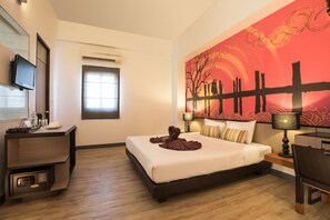 スーペリア ルーム | 羽毛の掛け布団、ミニバーのアイテム (無料)、セーフティボックス (室内)、客室ごとに異なる装飾