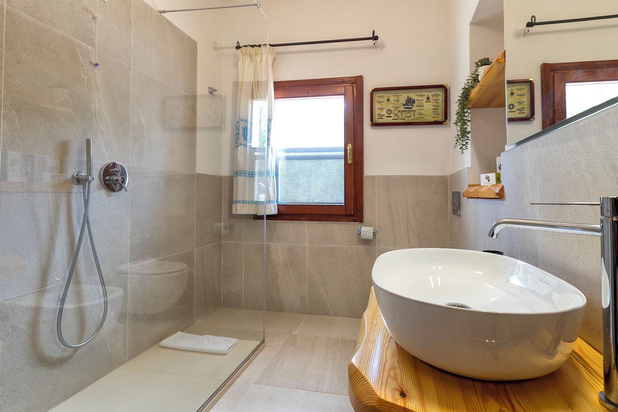 Villa, 4 chambres | Salle de bain