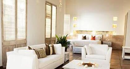 Casablanca Belle & Boutique